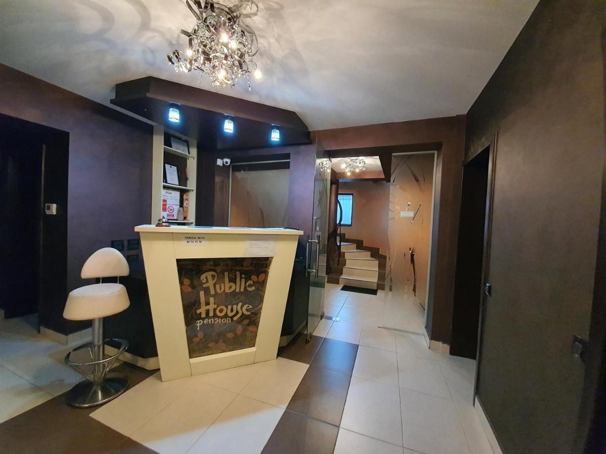 Pensiunea Public House Szászbuda Kültér fotó