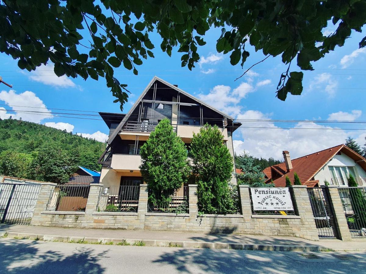 Pensiunea Public House Szászbuda Kültér fotó